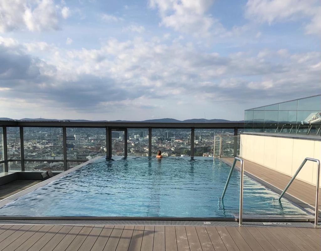 Executive Suite W/ Rooftop Pool Wien Exterior foto